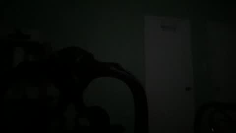 Snapshot of diordixie chatting on 09-26-25, 02:04 DDoubleTrouble online show from 09-26-25, 02:04