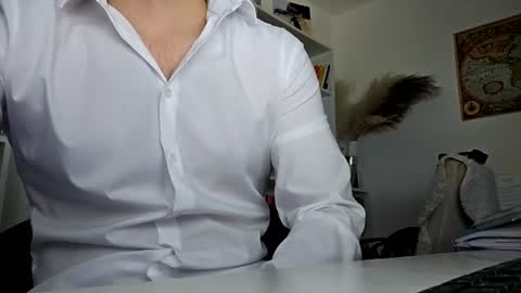 Snapshot of dios891 chatting on 06-18-26, 06:57 dios891 online show from 06-18-26, 06:57