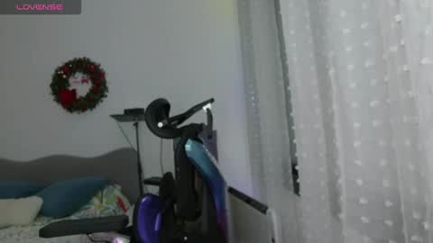 Anglica A online show from 12-22-25, 07:33