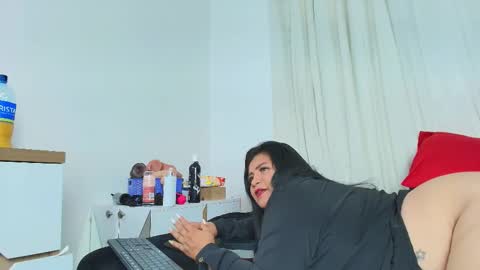 Snapshot of diosa_victoria chatting on 09-17-25, 12:34 victoria online show from 09-17-25, 12:34