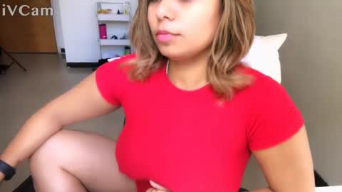 Snapshot of diosadeluniverso_ chatting on 10-21-25, 12:39 diosadeluniverso_ online show from 10-21-25, 12:39