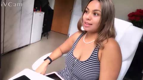 Snapshot of diosadeluniverso_ chatting on 11-08-25, 08:40 diosadeluniverso_ online show from 11-08-25, 08:40