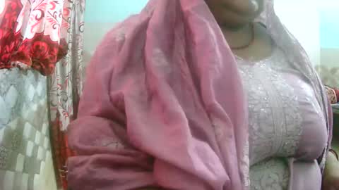 Snapshot of dipa2345 chatting on 11-07-25, 11:10 dipa2345 online show from 11-07-25, 11:10