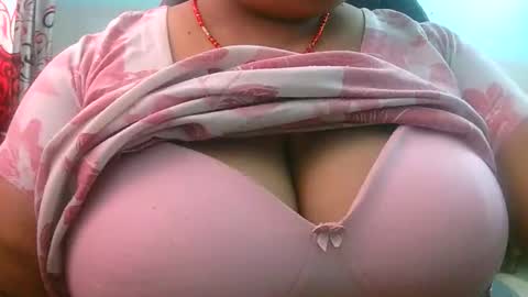 Snapshot of dipa2345 chatting on 11-13-25, 05:50 dipa2345 online show from 11-13-25, 05:50