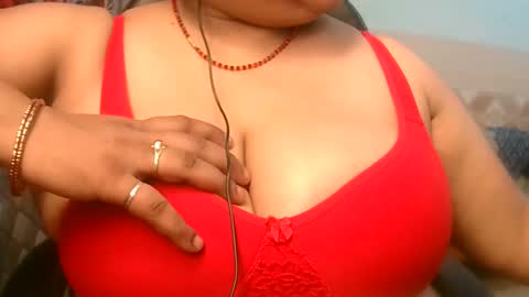 Snapshot of dipa2345 chatting on 11-24-25, 05:45 dipa2345 online show from 11-24-25, 05:45