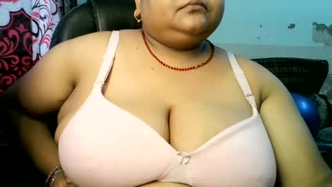 Snapshot of dipa2345 chatting on 08-04-26, 06:05 dipa2345 online show from 08-04-26, 06:05