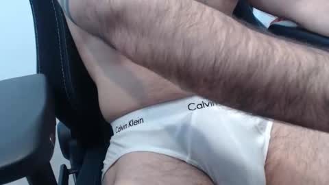 Snapshot of dirfocus chatting on 05-06-26, 02:44 Z online show from 05-06-26, 02:44