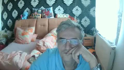 Snapshot of dirk6873 chatting on 12-27-24, 09:28 Adam Carla online show from 12-27-24, 09:28