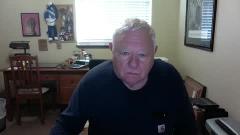 dirtrider195080438 online show from 04-13-26, 06:13