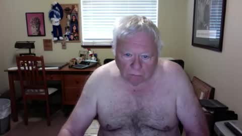 dirtrider195080438 online show from 05-28-26, 04:26