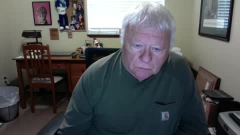 dirtrider195080438 online show from 06-02-26, 07:27