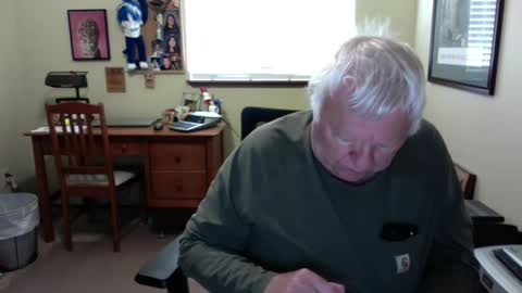 dirtrider195080438 online show from 06-03-26, 05:18