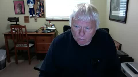 Snapshot of dirtrider195080438 chatting on 06-10-26, 04:28 dirtrider195080438 online show from 06-10-26, 04:28