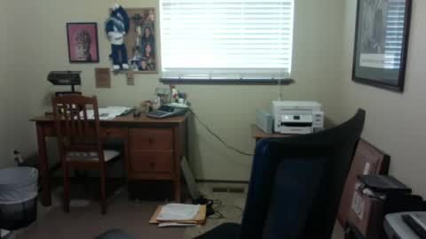 Snapshot of dirtrider195080438 chatting on 07-10-26, 07:38 dirtrider195080438 online show from 07-10-26, 07:38