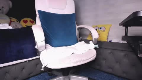 Snapshot of dirty_27cms chatting on 01-19-25, 04:44 dirty_27cms online show from 01-19-25, 04:44