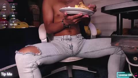 Snapshot of dirty_27cms chatting on 02-15-25, 07:39 dirty_27cms online show from 02-15-25, 07:39