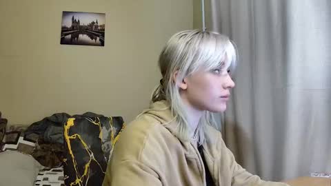 Dirty Kiss69 online show from 10-29-25, 08:21