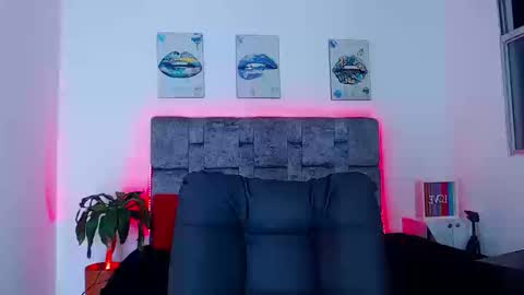 Snapshot of dirty_model chatting on 09-19-25, 06:48 dirty model online show from 09-19-25, 06:48