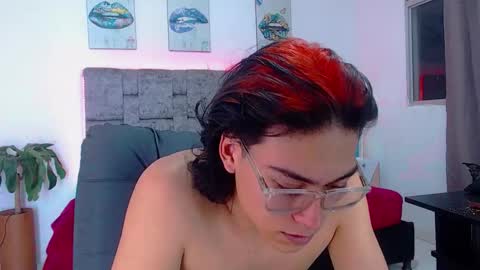 Snapshot of dirty_model chatting on 09-21-25, 06:15 dirty model online show from 09-21-25, 06:15