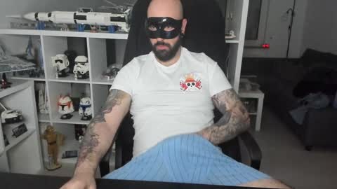 Robert online show from 01-14-25, 05:45