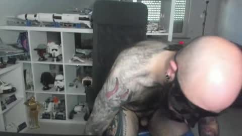 Robert online show from 09-10-25, 03:56