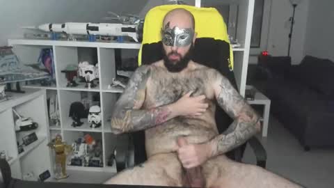 Robert online show from 10-17-25, 02:37