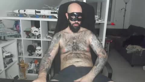 Robert online show from 11-30-25, 07:29