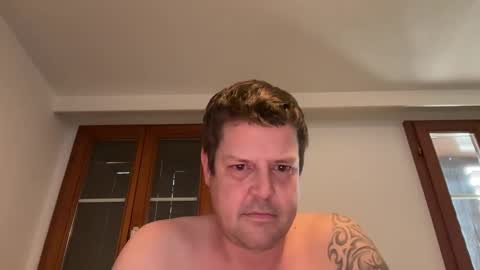 Snapshot of dirtybastard81 chatting on 01-08-25, 01:31 Jan online show from 01-08-25, 01:31