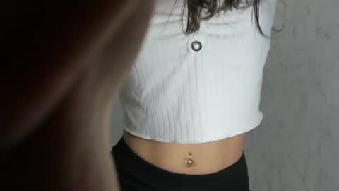 Snapshot of dirtygirls99 chatting on 02-05-25, 02:51 Gyna Josie online show from 02-05-25, 02:51