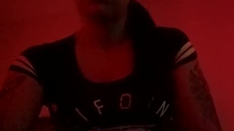 Snapshot of dirtygurl417898 chatting on 12-18-25, 03:23 dirtygurl417898 online show from 12-18-25, 03:23