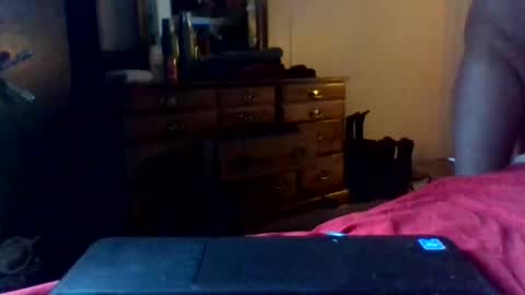 dirtywhite14 online show from 11-27-25, 04:53