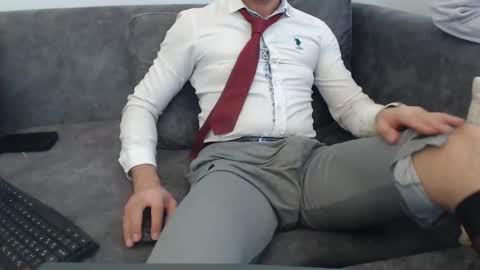 dirtyybooyy77 online show from 04-02-26, 10:02