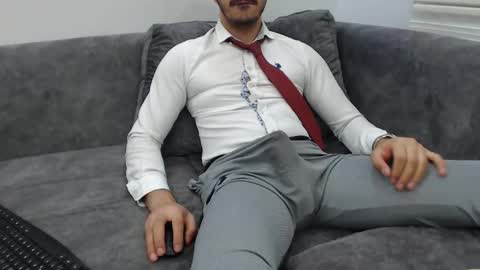dirtyybooyy77 online show from 05-17-26, 11:12