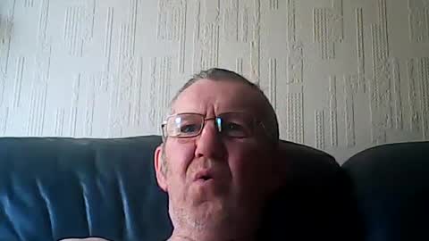 Snapshot of discovery63 chatting on 06-24-26, 11:42 discovery63 online show from 06-24-26, 11:42