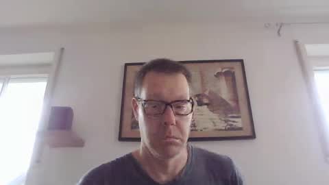 Snapshot of disney0988 chatting on 02-02-25, 10:02 disney0988 online show from 02-02-25, 10:02