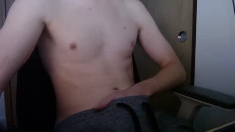 Snapshot of disorderlyslut chatting on 10-12-25, 07:13 disorderlyslut online show from 10-12-25, 07:13