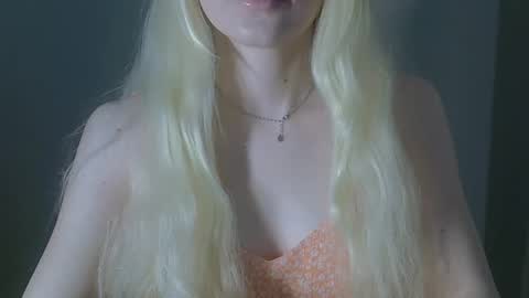 DitaMilton online show from 01-09-26, 01:36