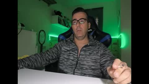 Snapshot of ditos_c chatting on 12-11-24, 08:36 ditos_c online show from 12-11-24, 08:36