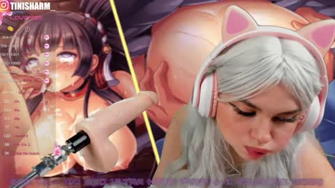 Snapshot of divacam chatting on 12-17-24, 10:22 Tini online show from 12-17-24, 10:22