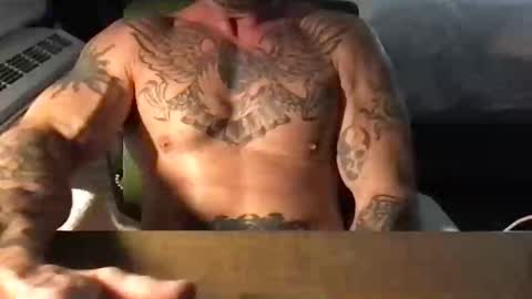 Snapshot of divermedic13 chatting on 12-17-25, 05:13 divermedic13 online show from 12-17-25, 05:13