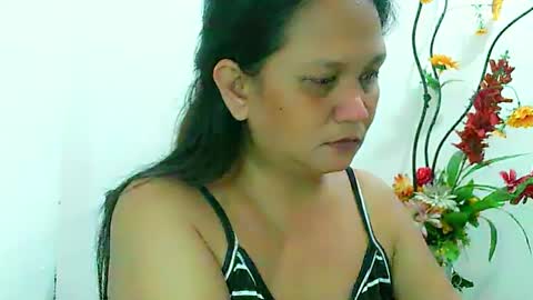 Snapshot of divinegrace10 chatting on 12-21-24, 02:26 Divine Grace Close To Your Hear online show from 12-21-24, 02:26