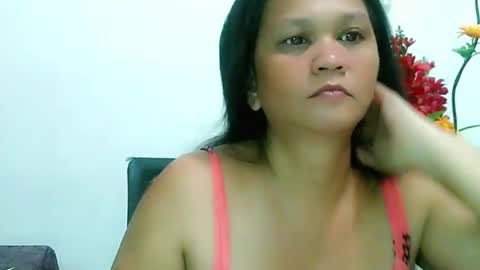 Snapshot of divinegrace10 chatting on 01-03-25, 09:26 Divine Grace Close To Your Hear online show from 01-03-25, 09:26