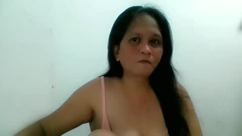 Snapshot of divinegrace10 chatting on 11-10-25, 03:16 Divine Grace Close To Your Hear online show from 11-10-25, 03:16