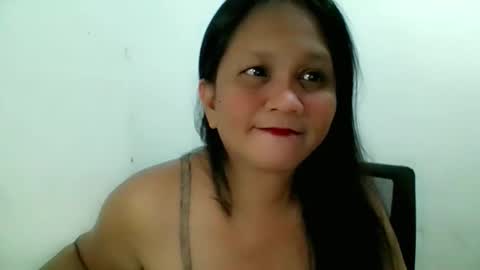 Snapshot of divinegrace10 chatting on 11-22-25, 03:05 Divine Grace Close To Your Hear online show from 11-22-25, 03:05