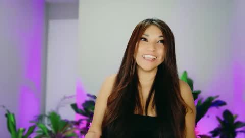 Snapshot of divinelynn chatting on 11-26-25, 04:19 DivineLynn online show from 11-26-25, 04:19