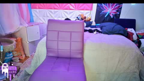 Jade Divyne online show from 12-16-24, 11:33