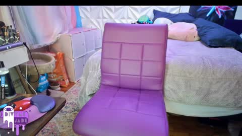 Jade Divyne online show from 12-21-24, 10:51