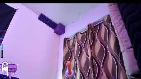 Jade Divyne online show from 02-15-25, 09:49