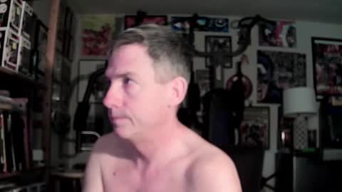 Snapshot of dix_handley_50 chatting on 12-17-24, 01:27 dix_handley_50 online show from 12-17-24, 01:27