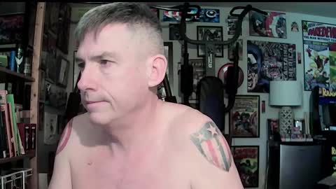 Snapshot of dix_handley_50 chatting on 11-04-25, 01:43 dix_handley_50 online show from 11-04-25, 01:43